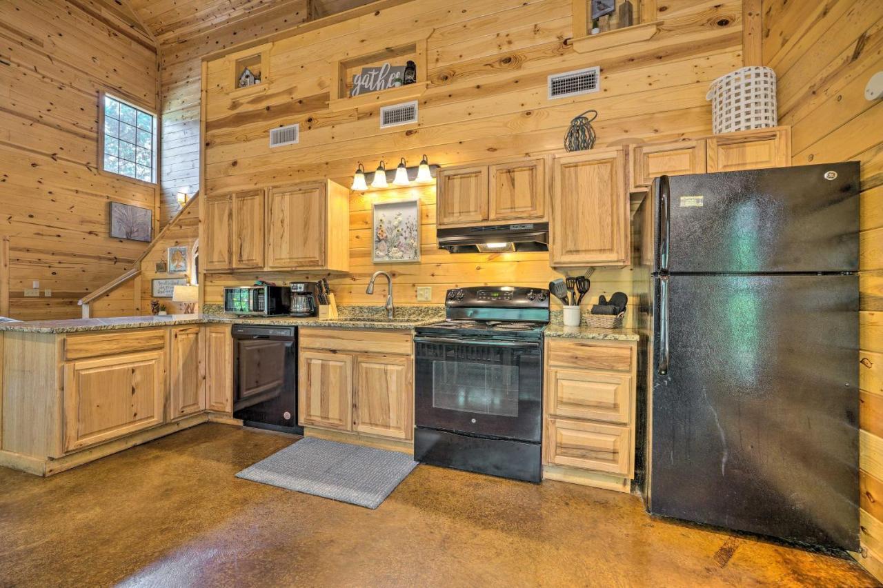Cabin With Hot Tub And Games, 4 Mi To Beavers Bend! Брокен-Боу Екстер'єр фото